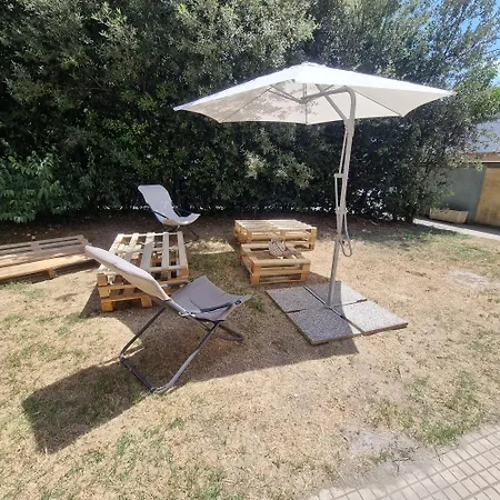 ゲストハウス A Due Passi チェルタルド